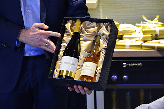 Ars Sacra wine box